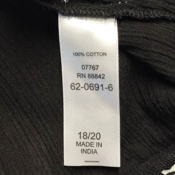 swimsuitsforall Women's Plus Size Crochet Trim Cover Up Black Size Large - Picture 13 of 13